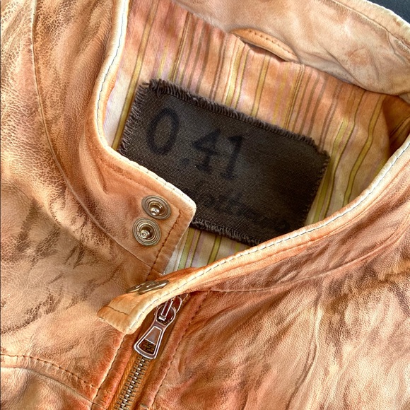 O.41 Genuin leather wrinkled bomber jacket. - Picture 3 of 6